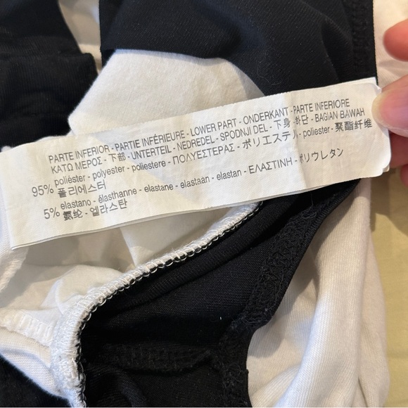 2/$15‼️ Zara Floral Print T-Shirt Bodysuit, White & Black, Size M, Crew Neckline - Picture 9 of 14